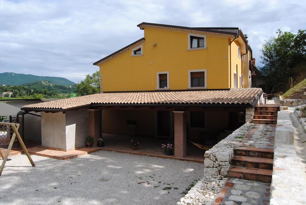 B&B Pascale Cusano Mutri Luaran gambar